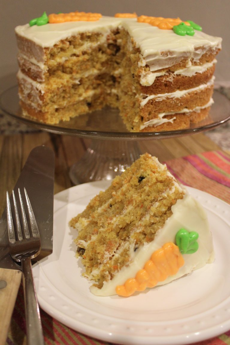 carrot-cake-with-cream-cheese-frosting