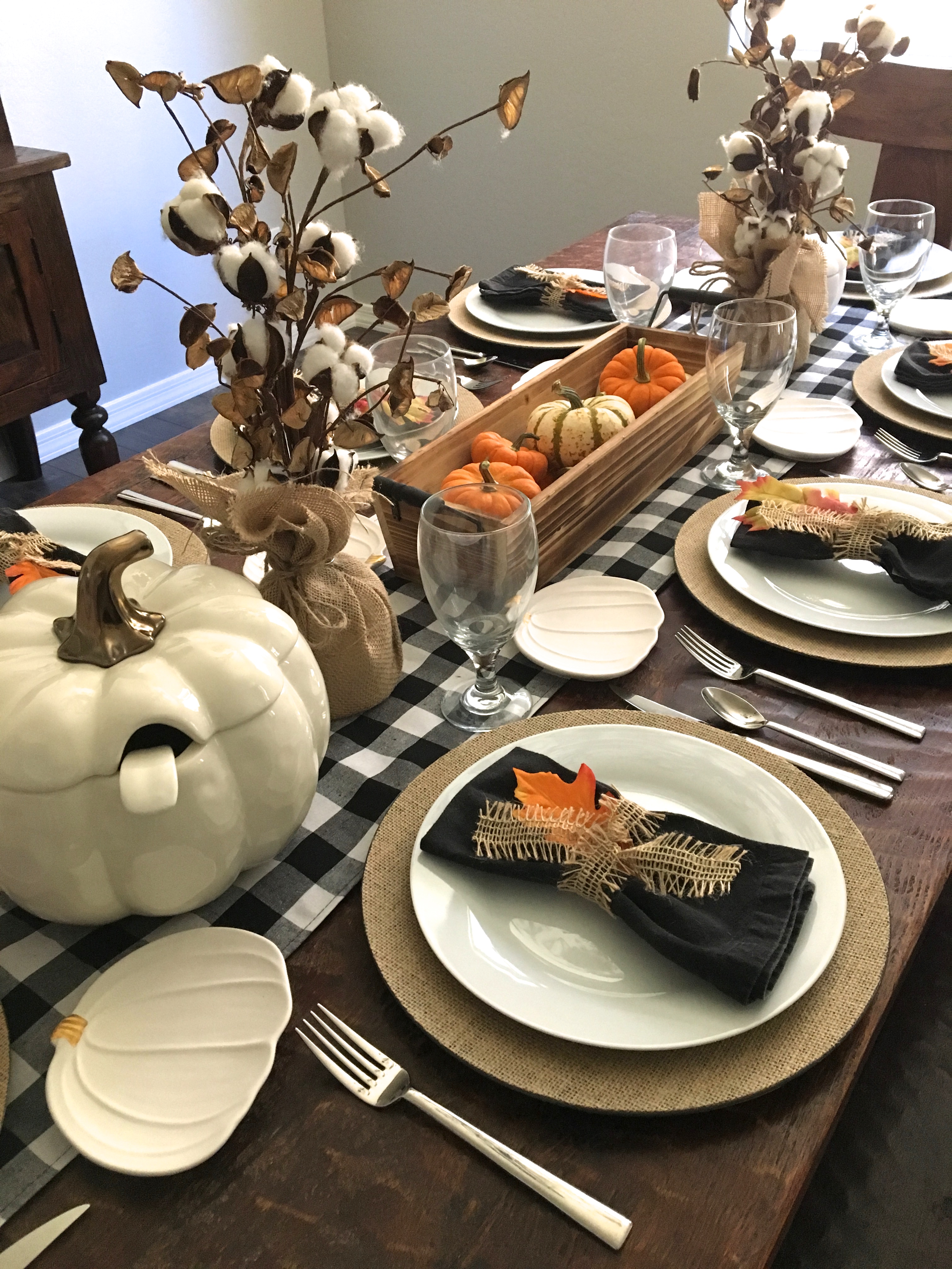 Simple Fall Napkins and Dining Room Tour