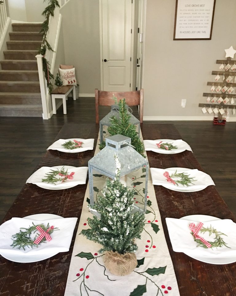 Mini Rosemary Wreaths and Dining Room Tour